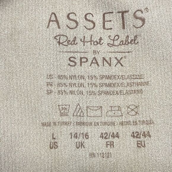 Assets by SPANX Tan One-Piece Shape Wear- Large - Picture 7 of 10